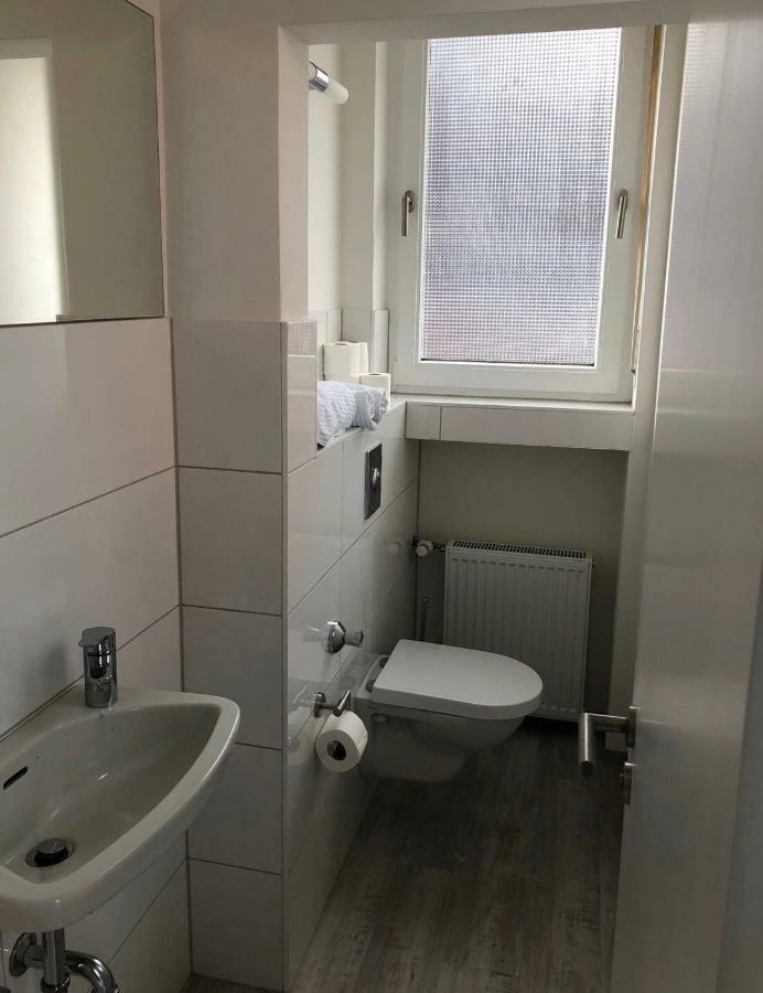 Moderne Und Gemuetliches Appartement Im Eg Mit Eigenem Zugang In Guter Wohnlage Mülheim an der Ruhr Kültér fotó